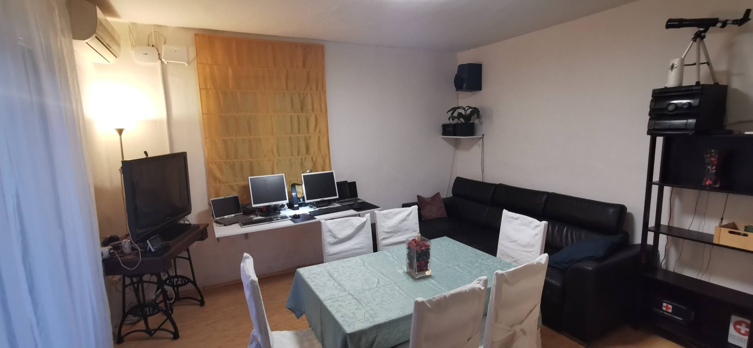 dnevni-jedaci-i-radni-stol